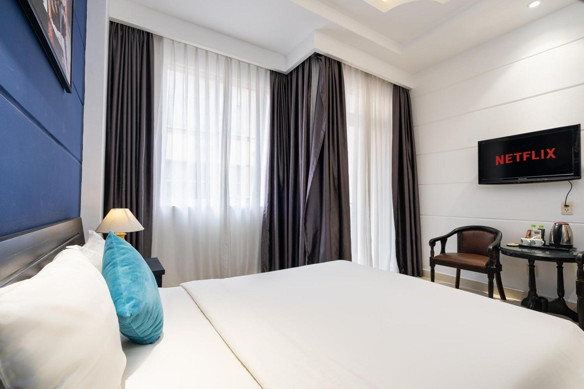 Hotel Yaya Sai Gon Bui Vien Walking Street