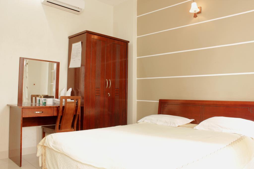 Hotel Yaya Sai Gon Bui Vien Walking Street