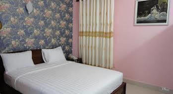 Yaya Sai Gon Bui Vien Walking Street Hotel