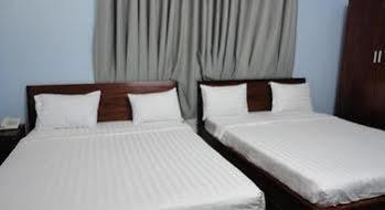 Yaya Sai Gon Bui Vien Walking Street Hotel